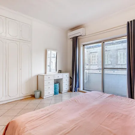 Stylish & Cosy 2br In The Heart Of St' Julians By 360 Estates St. Julian's