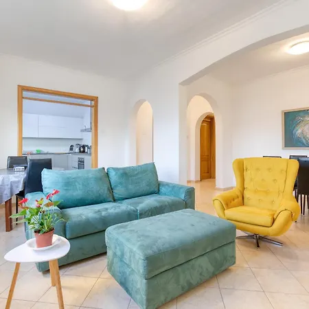 Διαμέρισμα Stylish & Cosy 2br In The Heart Of St' Julians By 360 Estates