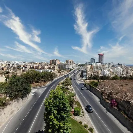 Stylish & Cosy 2br In The Heart Of St' Julians By 360 Estates