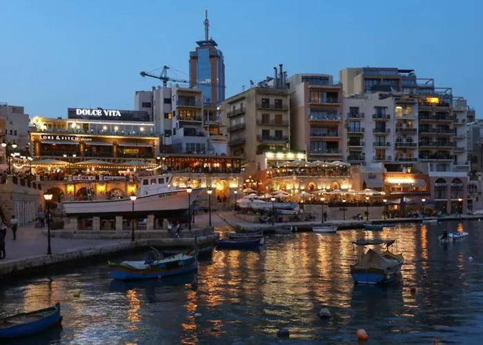 Apartamento Stylish & Cosy 2br In The Heart Of St' Julians By 360 Estates San Julián