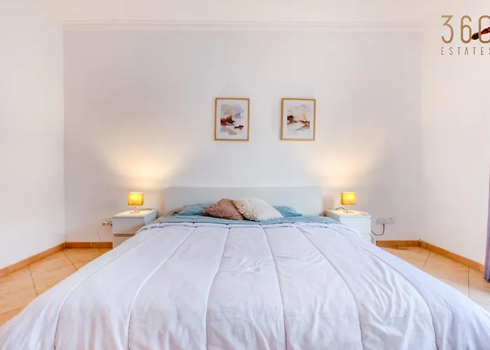 Apartamento Stylish & Cosy 2br In The Heart Of St' Julians By 360 Estates *