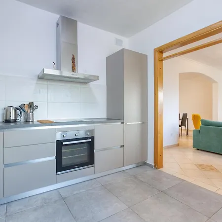 Stylish & Cosy 2br In The Heart Of St' Julians By 360 Estates 아파트 Saint Julian's