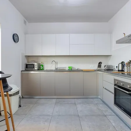 Stylish & Cosy 2br In The Heart Of St' Julians By 360 Estates 아파트